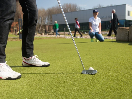 Erlebnisgolfanlage beim Stadtbad Okeraue