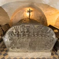 Sarcophagus in the Guelph Crypt Sarkophag in der WelfengruftSarcophagus in the Guelph CryptSarkofag i Guelph-kryptenSarcofaag in de Crypte van Guelph