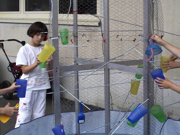 Experimenting in the children's museum