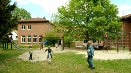 jugendherberge-mueden-fassberg-aussenansicht-a