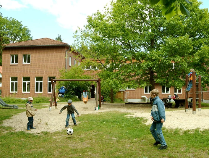 jugendherberge-mueden-fassberg-aussenansicht-a