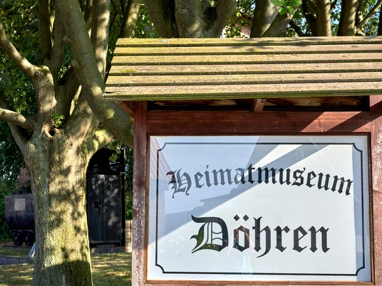 Heimatmuseum Döhren Schild