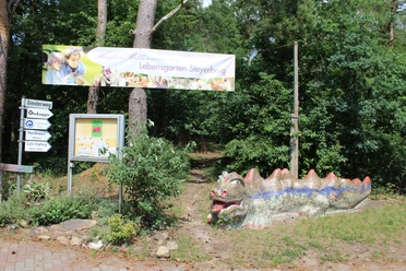 A colorful ceramic dragon greets visitors at the entrance to the Steyerberg Life Garden.