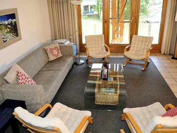 Fiesch-Wohnzimmer-5-Aleid Sunshine-2