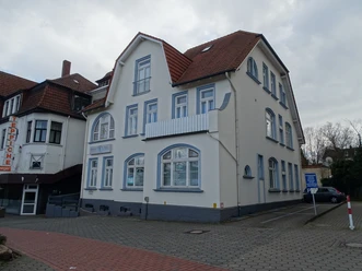 regina-holz-3