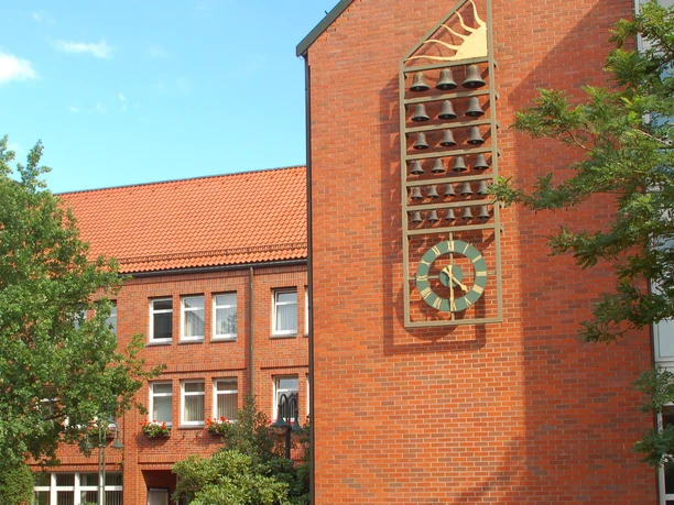 Glockenspiel am Rathaus der Stadt Bremervörde Glockenspiel am Rathaus der Stadt Bremervörde