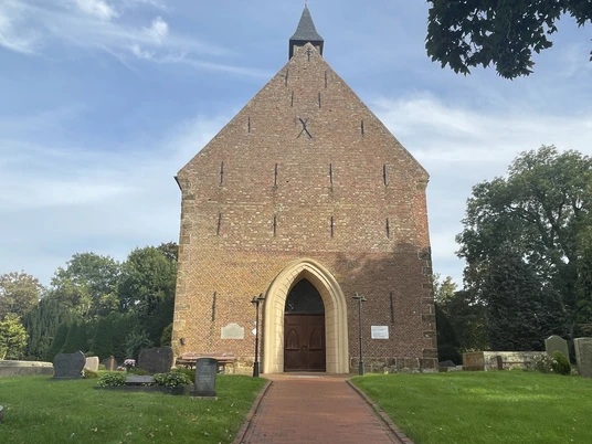 Kirche Eckwarden1.JPG