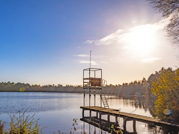 DLRG Station am Badesee Großer Bullensee DLRG Station am Badesee Großer Bullensee
