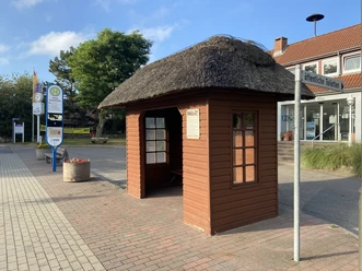 Bushaltestelle Tinnum Gemeindehaus