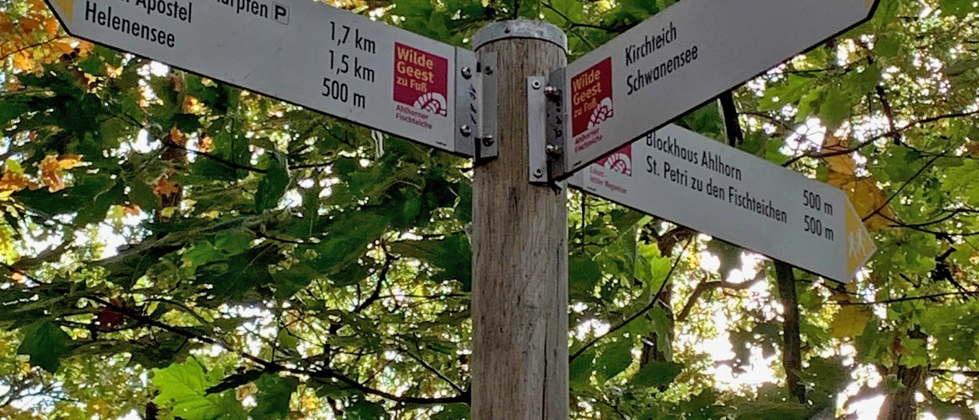 Wandern-Ahlhorner-Fischteiche-Beschilderung.jpg