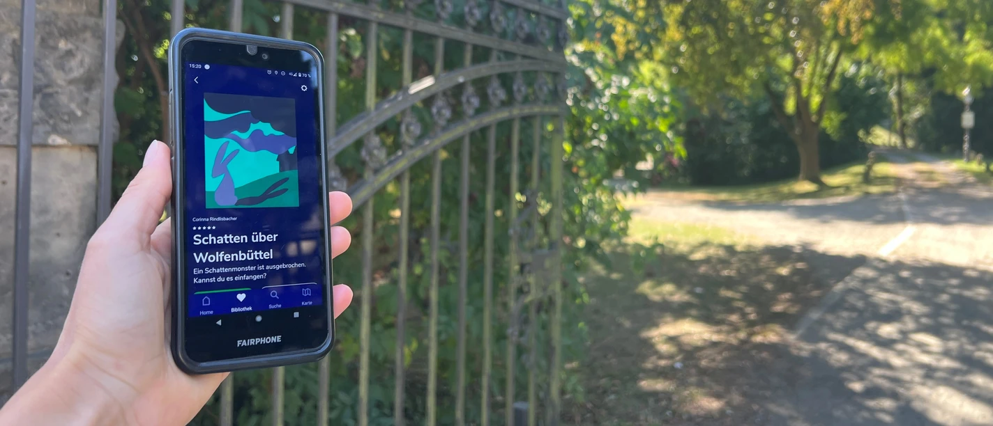 Audiowalk.jpg Smartphone mit Audioguide-App