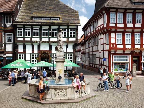 Till Eulenspiegel-Brunnen till-eulenspiegel fontein