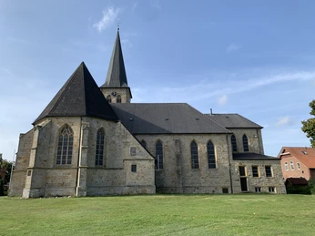 St. Servatius Kirche Beesten ©Samtgemeinde Freren.JPG