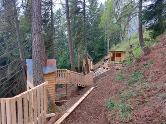 Wald-Abenteuerspielplatz Tschuggen 8.jpg