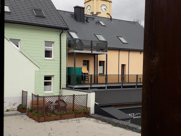 Blick zum Kirchturm