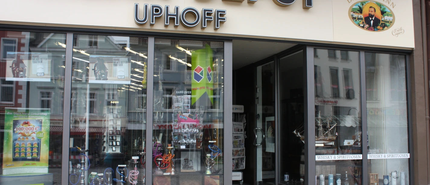 Minden - Tabak Uphoff.JPG Das Bild zeigt den Eingangsbereich des Geschäftes.