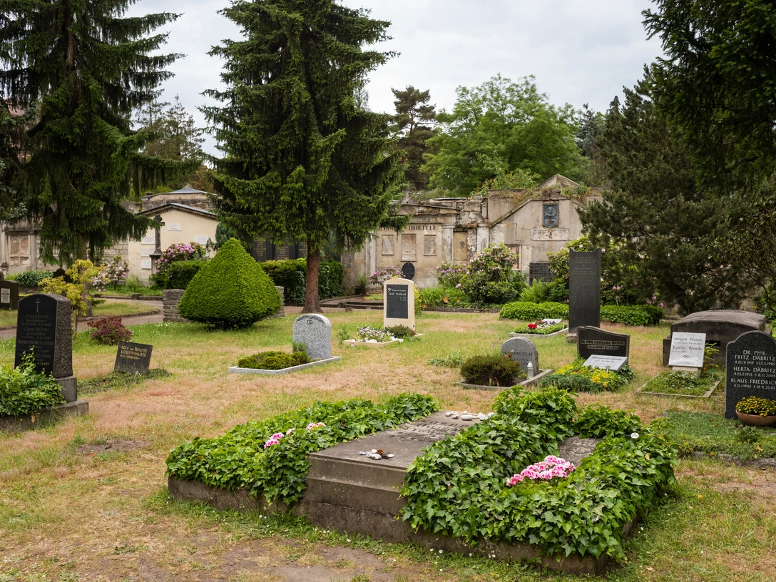 Grab des Malers Caspar-David Friedrich.jpg