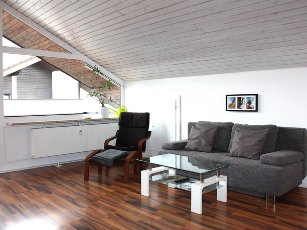 1. Wohnzimmer