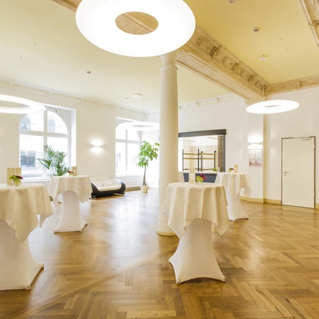 Foyer of the event venue Salles de Pologne | Leipzig Convention Bureau Foyer of the event venue Salles de Pologne - presented by Leipzig Convention Bureau