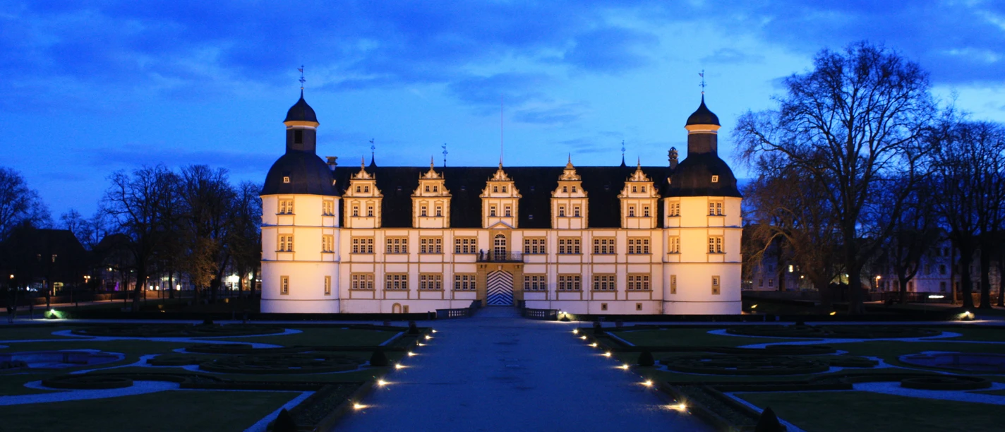 Schloss Neuhaus bei Nacht Schloss Neuhaus bei Nacht