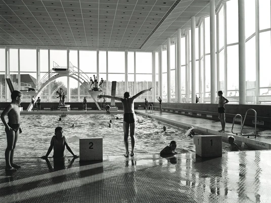 Hallenbad - Große Bühne