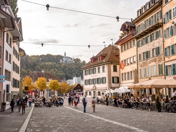 Mühleplatz Blick auf den MühleplatzView of the MühleplatzVue sur le Mühleplatz