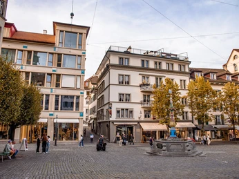 Kapellplatz Blick auf den KapellplatzView of the KapellplatzVue sur le Kapellplatz