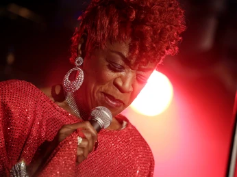 Lucerne Blues Festival Sängerin am Lucerne Blues FestivalSinger at the Lucerne Blues FestivalChanteuse au Lucerne Blues Festival