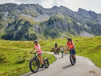 Expérience en trottinette à Sörenberg Trotti Erlebnis in Sörenberg