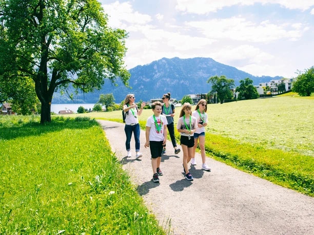 Foxtrail Helios Vitznau Weggis Des gens sur le Foxtrail Helios à Weggis