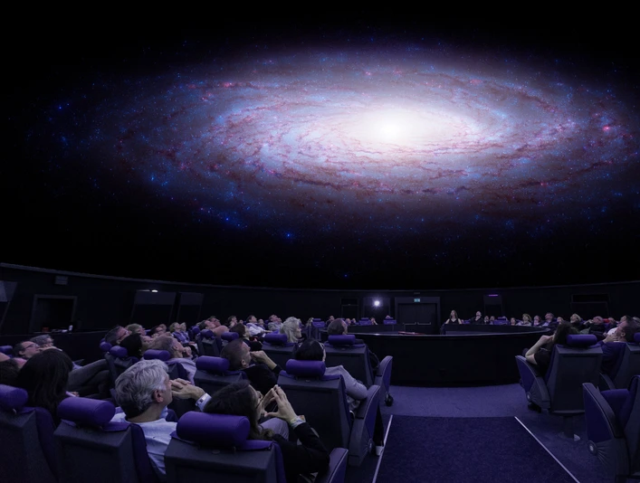 Planetarium Planetarium im Verkehrshaus der Schweiz, LuzernPlanetarium at the Swiss Museum of Transport, LucernePlanétarium du Musée suisse des transports, Lucerne