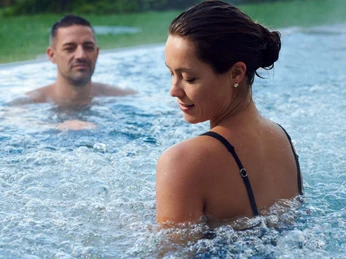 Jacuzzi Vitznauerhof Vitznauerhof WhirlpoolVitznauerhof WhirlpoolJacuzzi Vitznauerhof