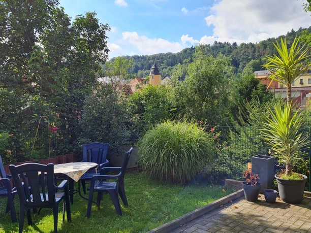 Sitzecke mit Blick auf Bad Schandau