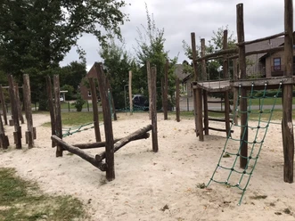 spielplatz2.jpeg