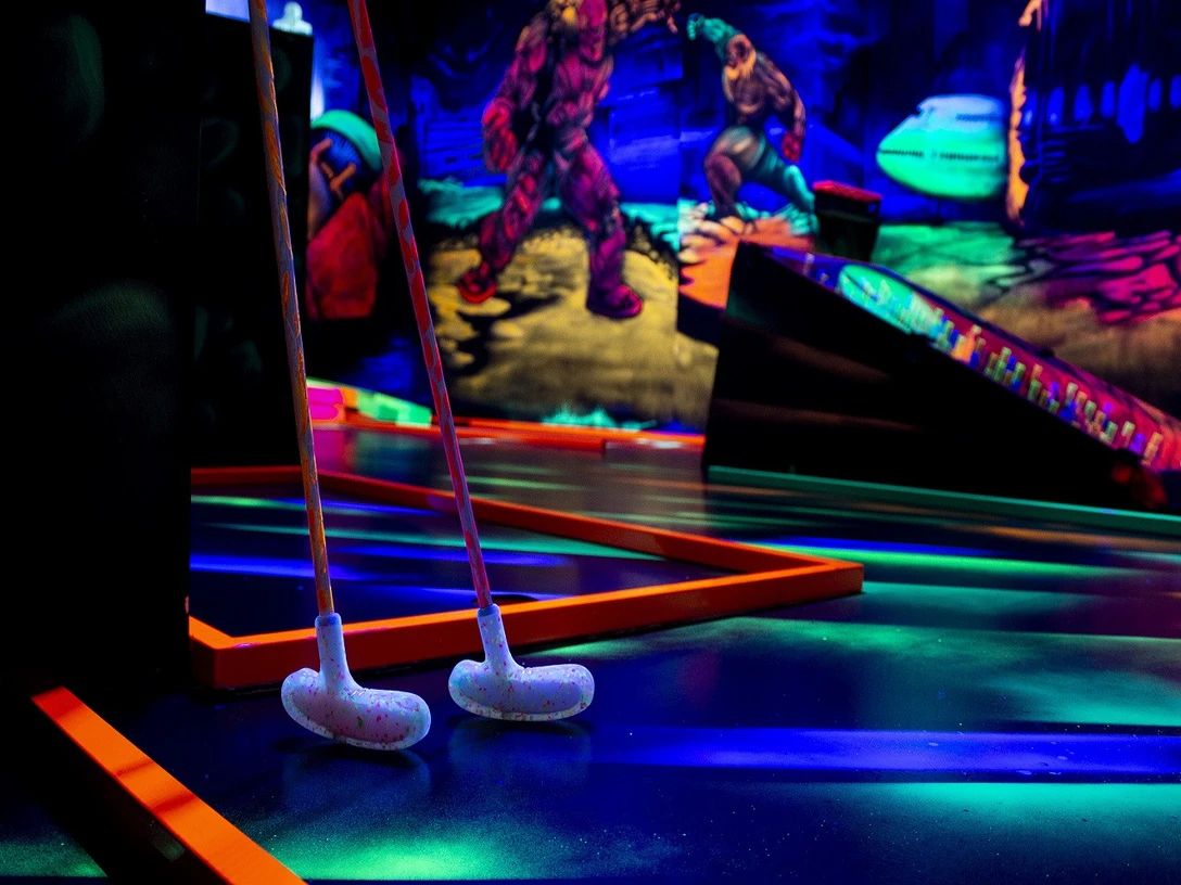 1440x960 Schwarzlichthelden Frankfurt c Schwarzlichthelden