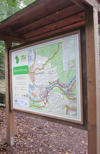 Infotafel am Naturparktrail des Weserhöhenweges