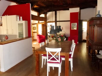 Küche und Wohnbereich vom Ferienhaus Reethuus Küche und Wohnbereich vom Ferienhaus Reethuus