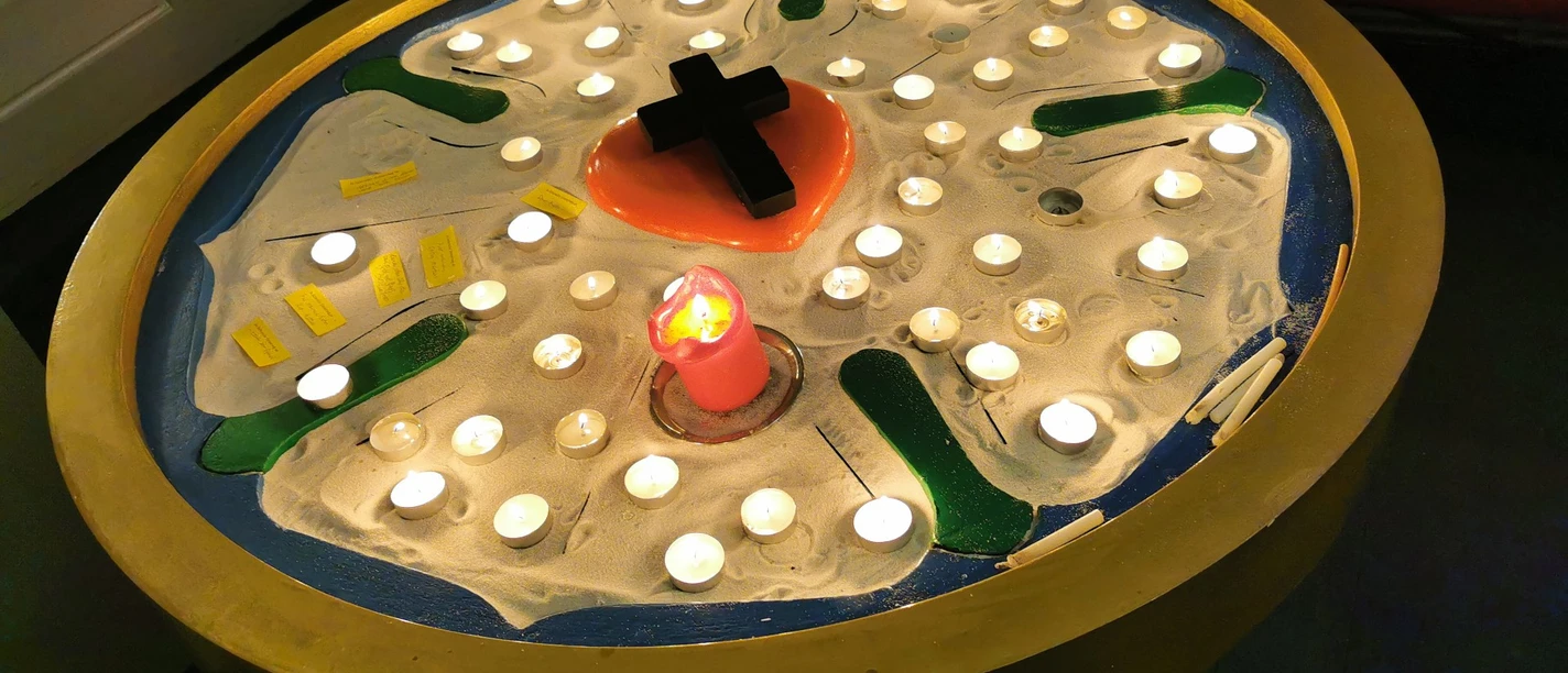Friedensgebet Martinskirche - Foto Cuxtipps.jpg