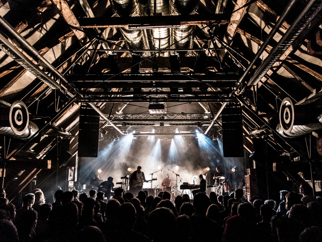 Live-Konzert in der Schüür Live-Konzert in der SchüürLive concert in the SchüürLive-Konzert in der Schüür