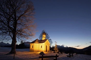 Andacht zur Heiligen Nacht an der Kapelle Maria Rast