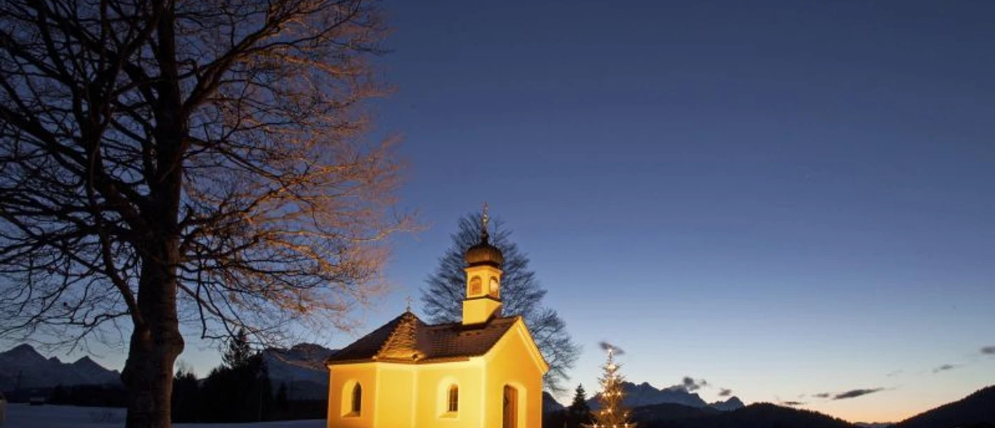 Andacht zur Heiligen Nacht an der Kapelle Maria Rast Andacht zur Heiligen Nacht an der Kapelle Maria Rast