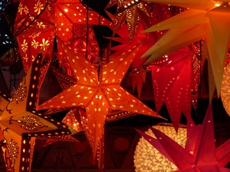 Weihnachtsmarkt-Sterne-Stock-Photo-Pixabay.jpg