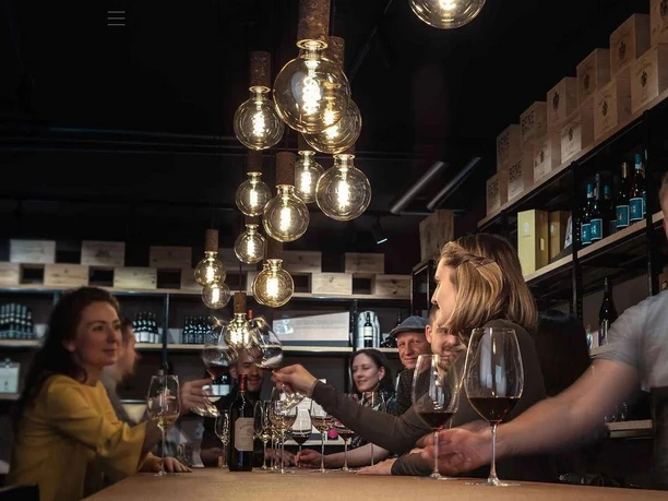 Vinothek Hauser Weindegustation in der Vinothek Hauser