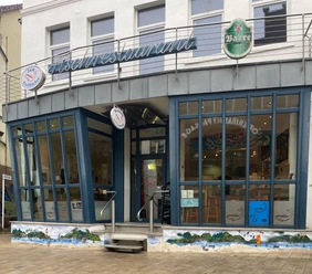 Das Bild zeigt den Eingangsbreich des Restaurants.