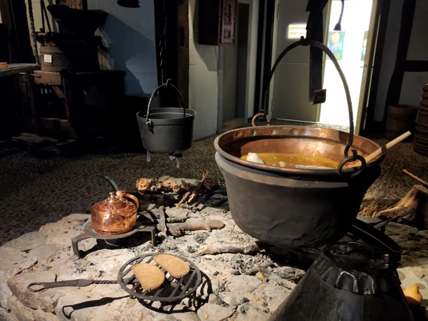 Bomann-Museum - Feuerstelle im Bauernhaus