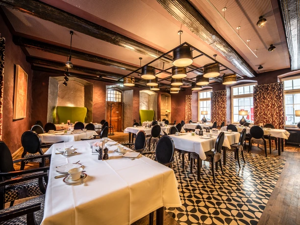 Blick auf die Plätze im Restaurant