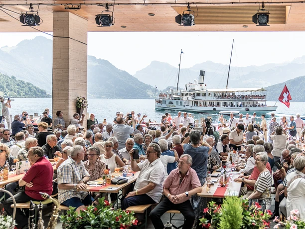 Festival Heirassa Heirassa Festival im Pavillon am See