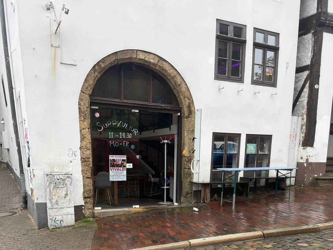 Suppkultur.jpg Das Bild zeigt den Eingangsbereich von Suppkultur.