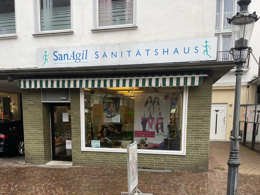 Minden - SanAgil.jpg Das Bild zeigt den Eingangsbereich des Geschäftes.