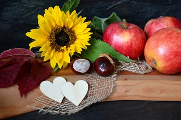 Pixabay_Frauke_Riether_neelam279_apples-7489262_960_720.jpg